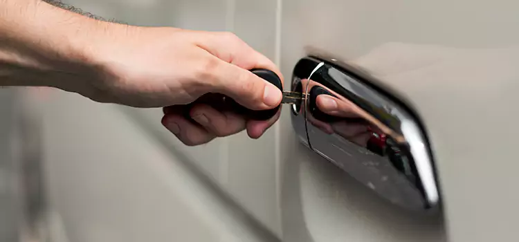 Why Choose Our Auto Locksmith Team in Glendale Heights, IL?